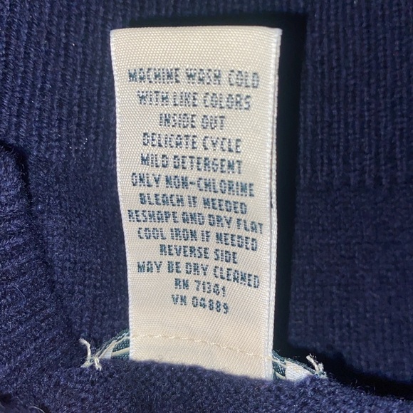 LL Bean 100% lamb’s wool sweater vest - Picture 6 of 6